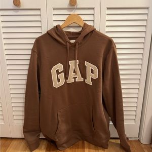 Large Brown Gap Hoodie Sweatshirt